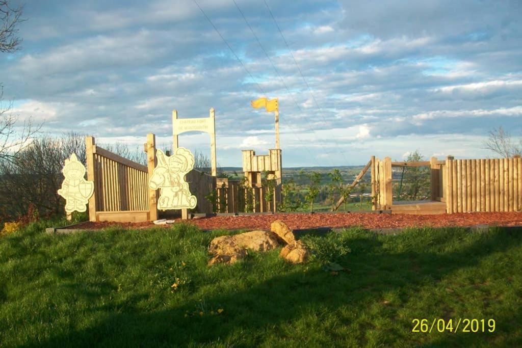 Gite A La Ferme Rouvroy Exterior photo