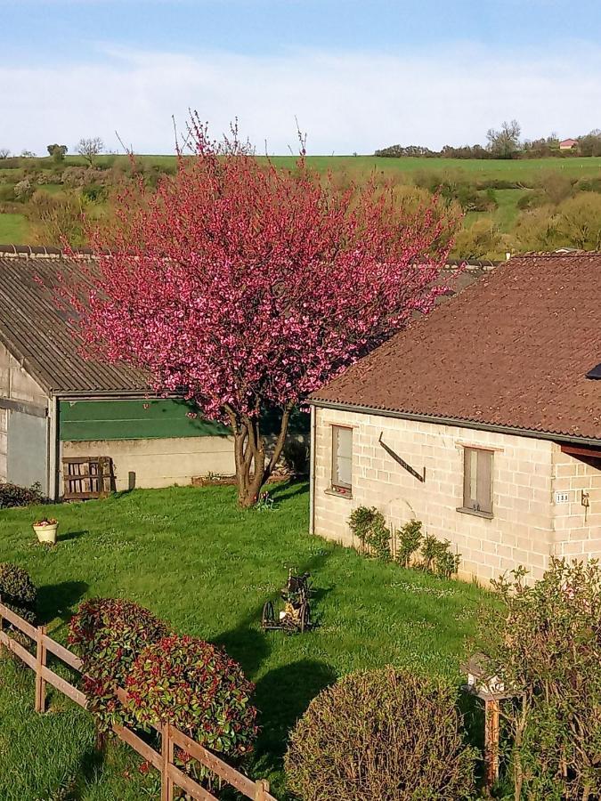 Gite A La Ferme Rouvroy Exterior photo
